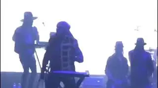 Linear "So In Love With You" (Live)