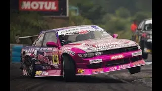 грязные 360 на пол шишки "CarX Drift Racing Online"