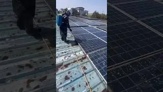 How to clean photovoltaic panels