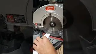 Пила режет пластик ПВХ / The saw cuts PVC plastic