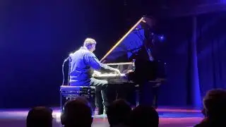Piano 3