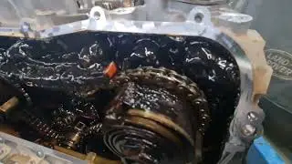 Engine oil sludge,dangers to your engine to damage.