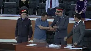 Занашро берахмона зад, аммо судя аз зал озодаш кард.