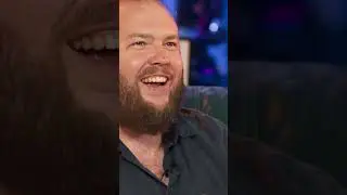 Они забыли сделать её слепой! 