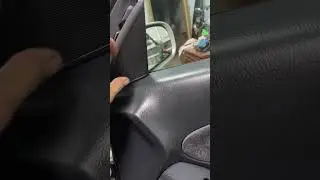 W203 с203 снять переднею обшивки