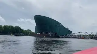 Amsterdam Canal Cruise Tour (Blue Boat Company)