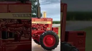 Why did they use the round fenders on the wheatland tractors? @ertlfarm  @TOMYToysTV