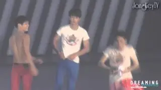 JongKey 종키 Fancam moment 43 - "Our Own World"
