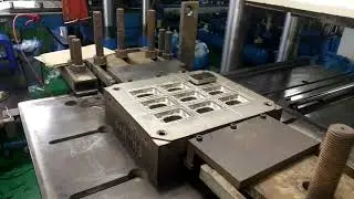 Silica gel mold machine pressing silica gel block