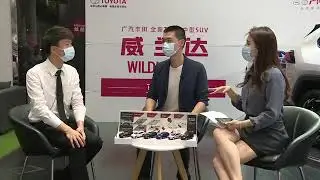 Guangdong Sports Channel Beauty Host 廣東體育頻道 美女主持 張可盈 Coco 直播卖车 短裙 長腿 高跟鞋《體育世界》short skirt high heels
