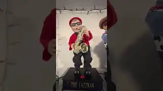 Kuang Dyi The Jazzman  Red Suit Version)