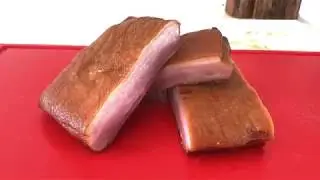 warm gerookte bacon, hot smoked bacon