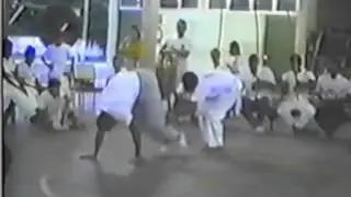 Mestre Miguel Grupo Cativeiro Capoeira anos 90
