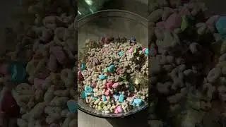 Leprechaun Popcorn Treats Recipe | The Sweetest Journey