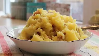 Лучшие гарниры. Картофельное пюре со шкварками. Mashed potatoes with bacon