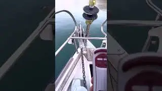 Установка пульта дистанционного управления лебедки и подрульки на яхту