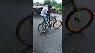 Dost dost me jhagada ho gaya😅 