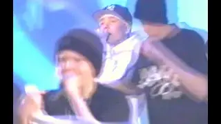 Pikku G: Me ollaan nuoriso (live at Emma gaala Helsinki 2004. Vhs-rip, stereo)
