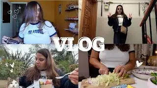 HOW I BLOW-DRY MY HAIR, SKIN ANALYSIS, DINNER PREPARATION, AND MINI-COMPLAINING