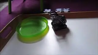 cozmo hates plates