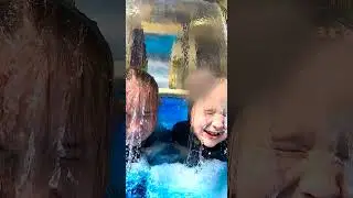 Мама - пример сыну, очень трогательно | Mom is an example to her son, very touching