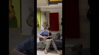 Testing an incredible Moffa solid body guitar #jazzguitarplayer #jazzguitar #guitars #guitar