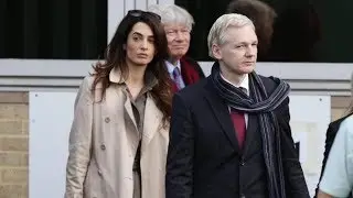 El poder de Amal Clooney: de su defensa de Assange a su misión para el Gobierno de Theresa May