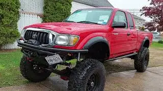 ,TOYOTA TACOMA SOLID AXLE SWAP/WITH A JEEP DANA 30HP HYBRID AXLE/BRING THE HATE 😆