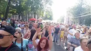 Группа Шарман Балаган поздравили жителей города Петергофа с днем рождения! 14.07.2018 год(3)
