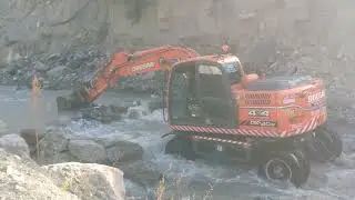 Doosan excavator busy to work
