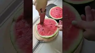 Как удобно нарезать арбуз? Смотри, я покажу!