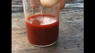 Make Uranium Red Using Stinkbomb Chem #uranium #radioactive #uraniumglass #chemistry #pigments