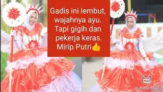 Gaun Karnaval Pertamaku