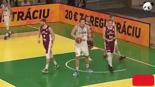 Travelling Violation / Legal Play ?