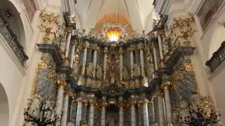 Farny Catholic Church in Grodno / ФАРНЫЙ КОСТЁЛ ГРОДНО (ENG Subs)
