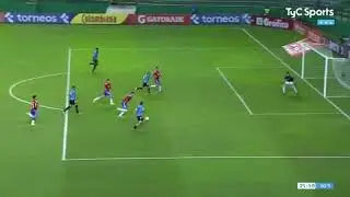 El golazo de Uruguay que rompio la red