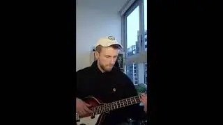 hofner violin bass meets classic strat sounds #neosoul #beats #stratocaster
