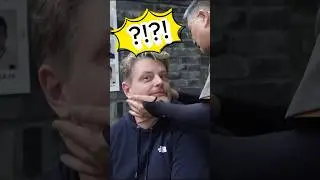 Unexpected neck cracking in China #chengdu #travel #neckcrack #china