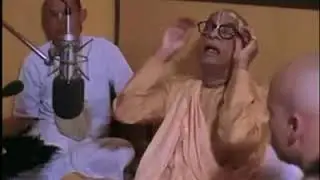 Prabhupada Playing Mrindanga || Learn Mrindanga from Prabhupada