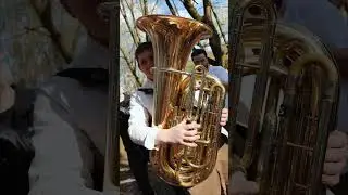Трек відомої співачки, яку ніхто ніколи не бачив!