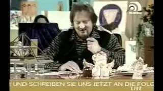 Anal Telemedial: Hornauer droht den Youtubekacke Usern.