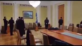 Молитва в офисе президента