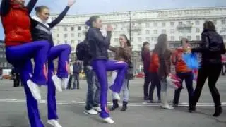 У Бабушки в деревне:) (dance-dance)