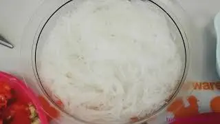Салат с фунчозой