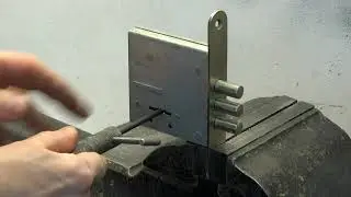 самоимпрессия для сувальдного замка сам бордер Вскрытие сувальдных замков Отмычка  Border