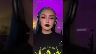 Дилара танцует и снимает тик ток.😄