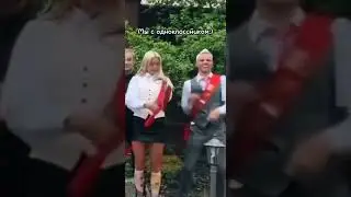 Все: танцуют 🕺💃 Юля с Димой: 😂😂 Юля Гаврилина и Димас Блог поссорились 😅 Как всегда 😄 