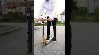 Fabriquer une trottinette freestyle en carton !