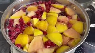 Компот вишня и яблока. Вишнядан компот. Казакша рецепт. Шөліңді басатын салқын компот.