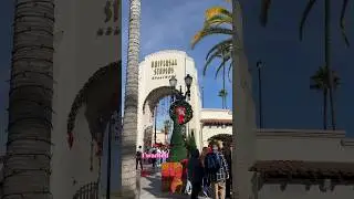 Spend the day with me at Universal Studios 🎄 #shorts #universalstudios #youtubeshorts
